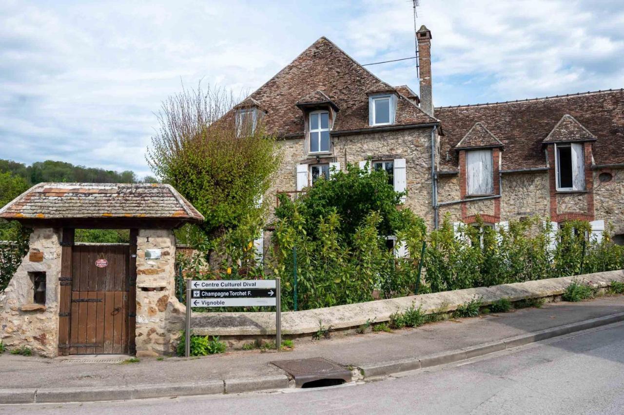 LE MOULIN DE CUTESSON Ô delà du M Acomodação com café da manhã Villenauxe-la-Grande Exterior foto